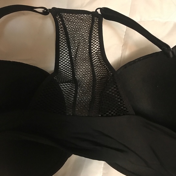 Victoria's Secret black fishnet push-up 36D NWT - Picture 3 of 6
